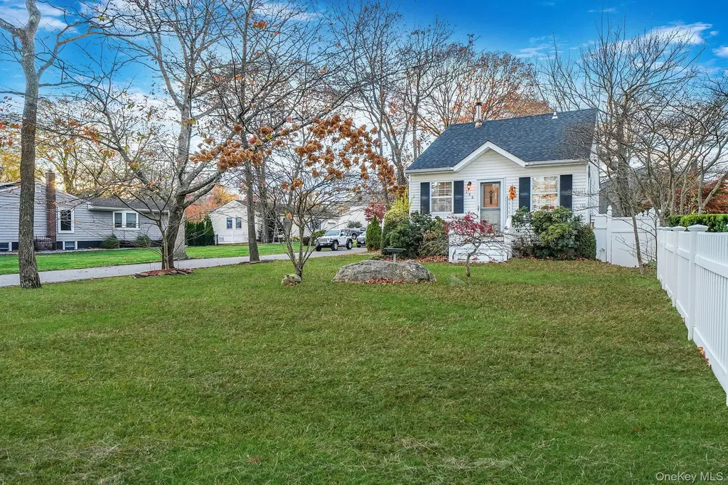 156 Clinton Avenue East Patchogue NY 11772