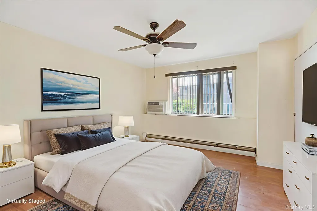155 Devon Loop Staten Island NY 10314