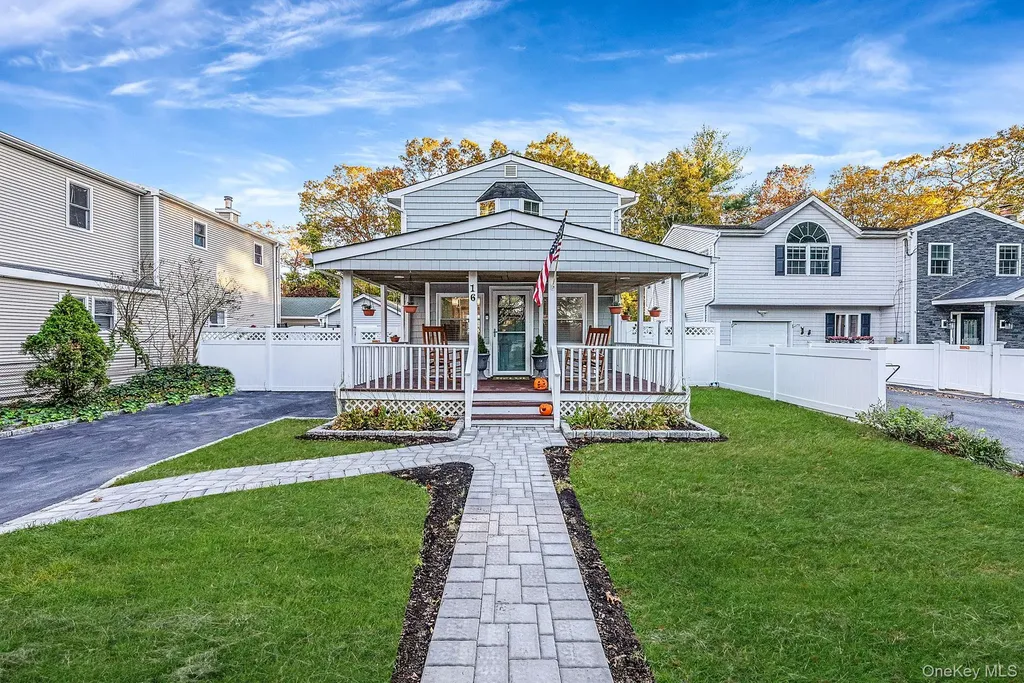 16 Lyda Drive Nesconset NY 11767