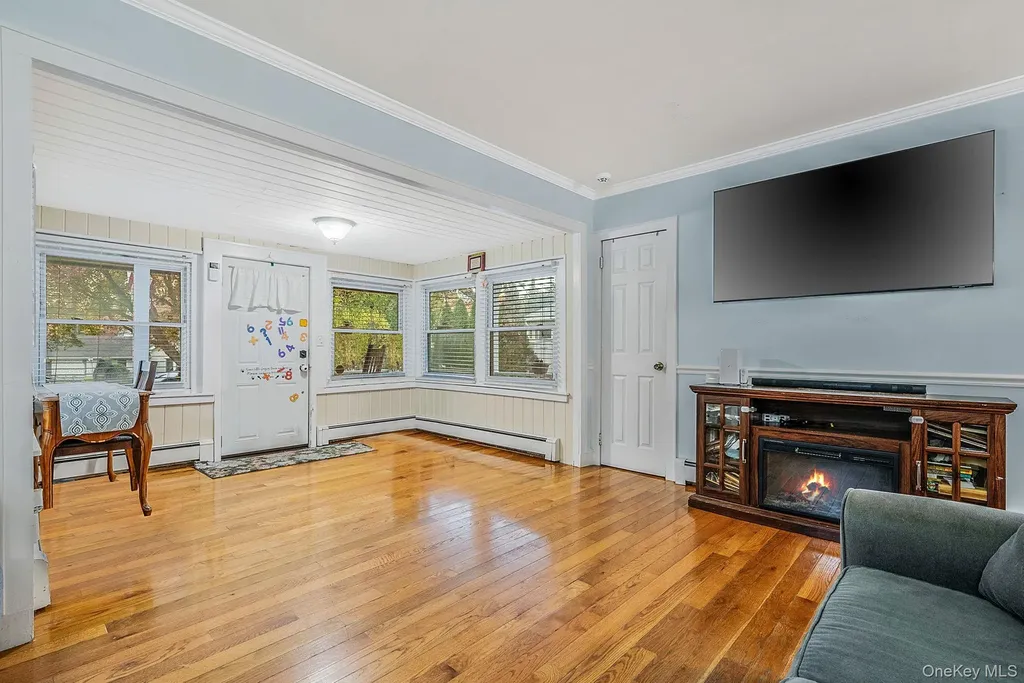 16 Lyda Drive Nesconset NY 11767
