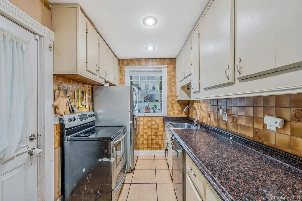 16 Lyda Drive Nesconset NY 11767