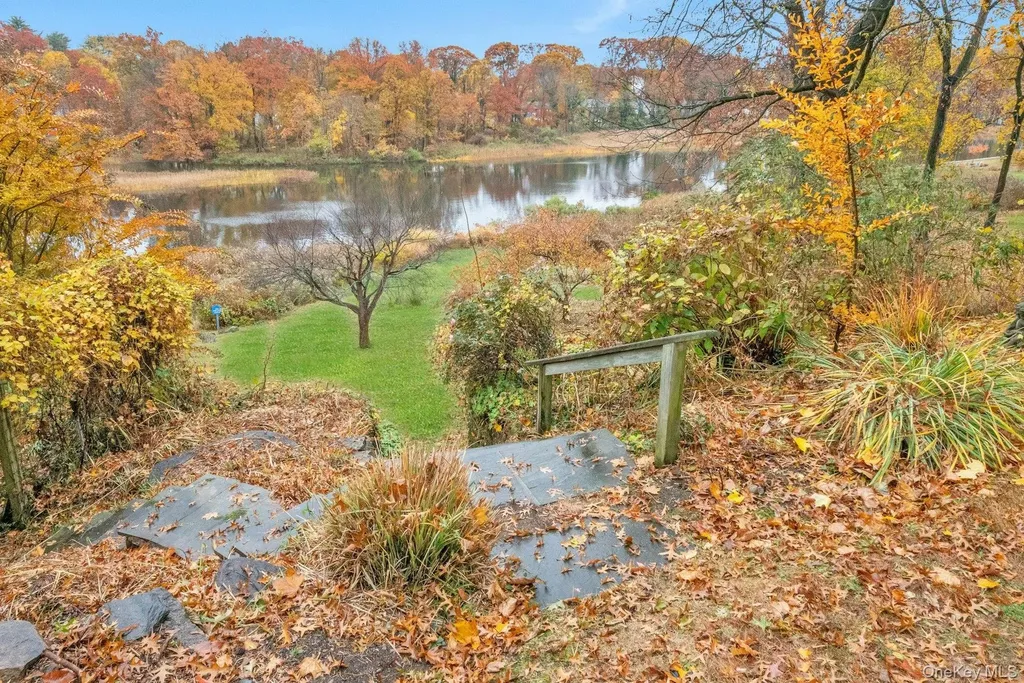 733 Stuart Avenue Mamaroneck NY 10543
