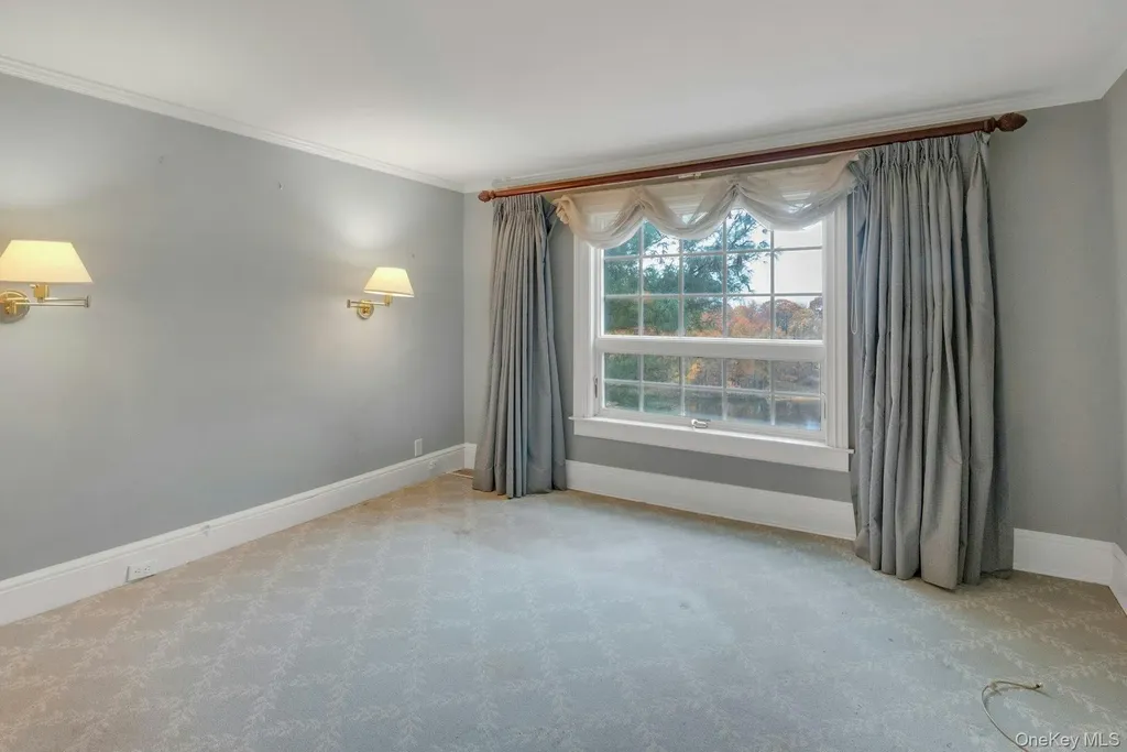 733 Stuart Avenue Mamaroneck NY 10543