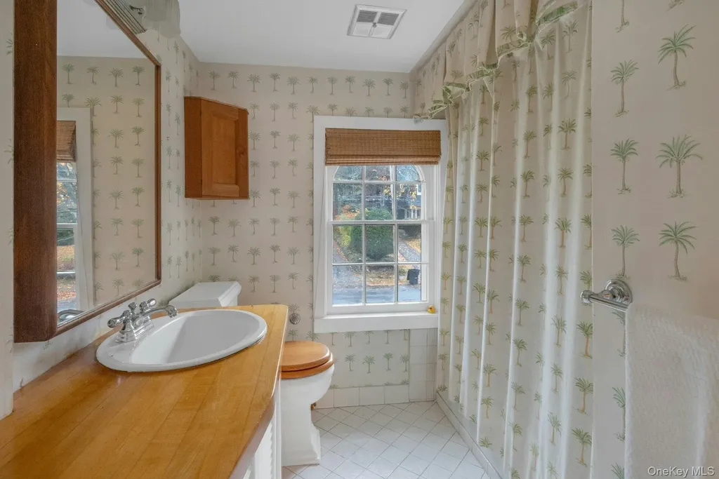 733 Stuart Avenue Mamaroneck NY 10543