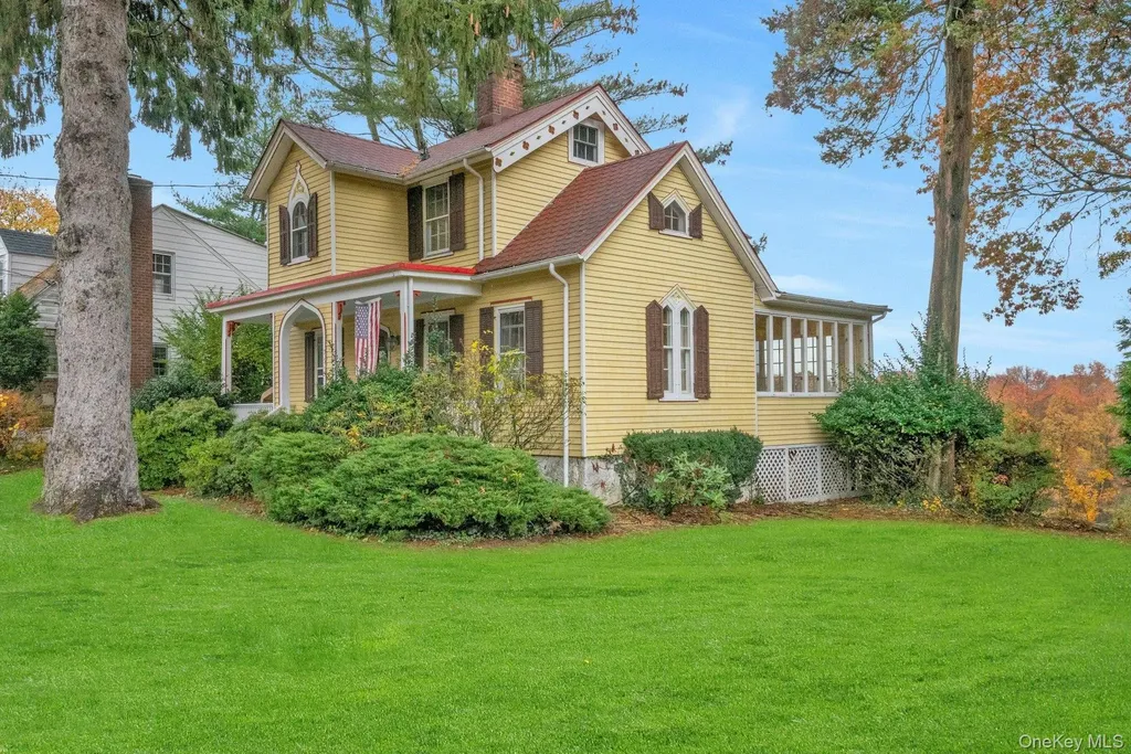 733 Stuart Avenue Mamaroneck NY 10543
