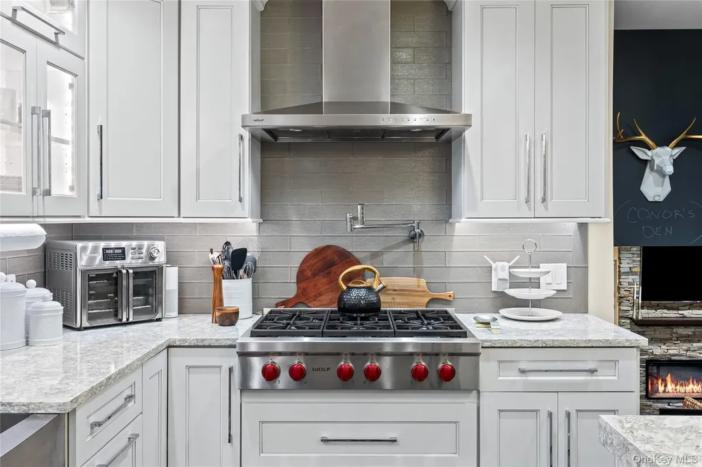 3641 Sarah Drive Wantagh NY 11793