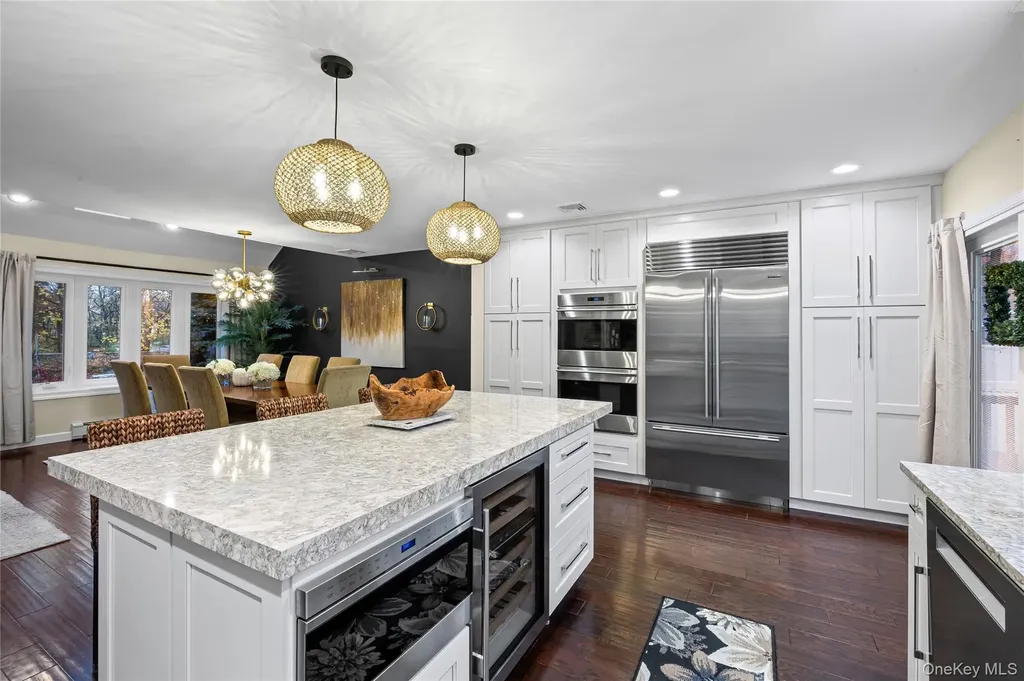 3641 Sarah Drive Wantagh NY 11793