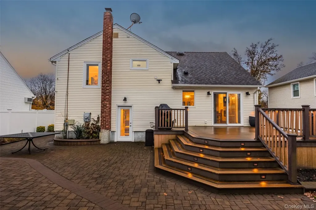 3641 Sarah Drive Wantagh NY 11793