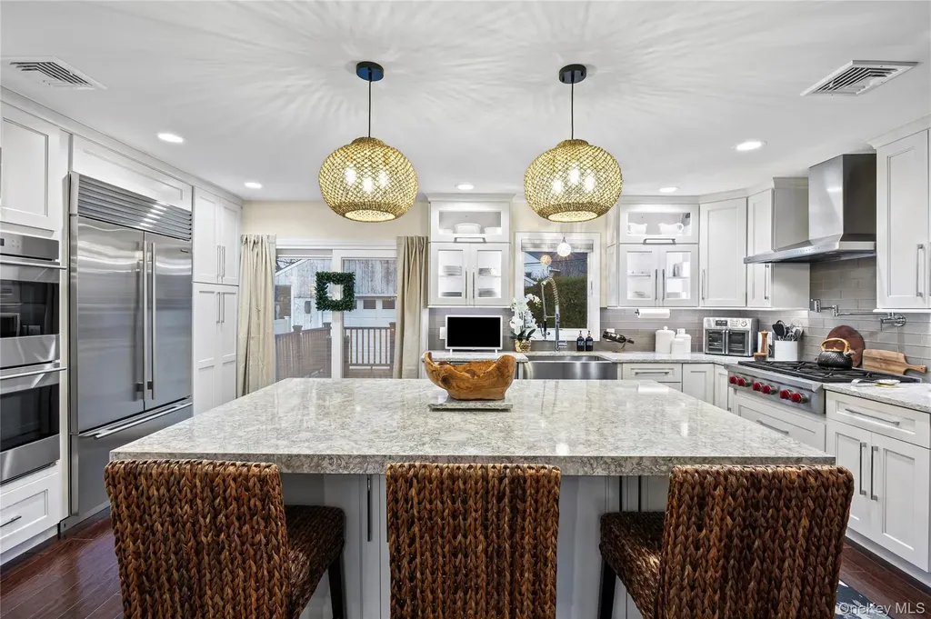 3641 Sarah Drive Wantagh NY 11793