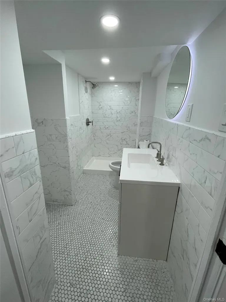 1033 E 52nd Street Brooklyn NY 11234