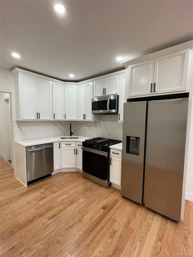1033 E 52nd Street Brooklyn NY 11234