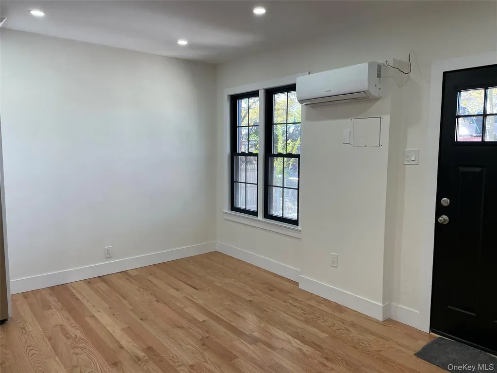 1033 E 52nd Street Brooklyn NY 11234