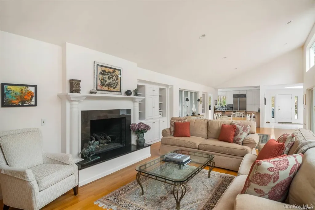 14 Indian Pipe Drive Quogue NY 11959