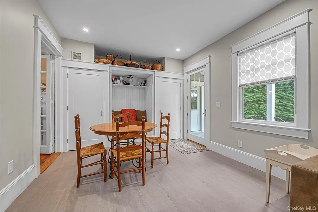 1 Deepdale Drive Great Neck NY 11021
