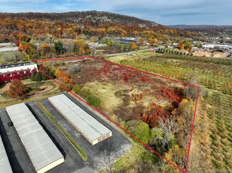 139 Windsor Highway New Windsor NY 12553