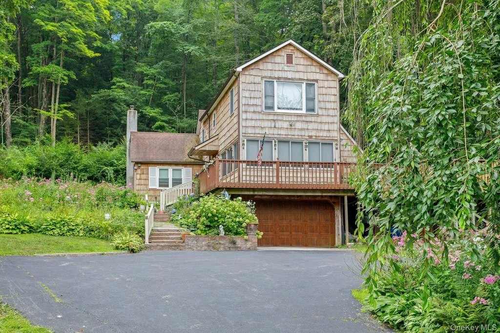 934 Peekskill Hollow Road Carmel NY 10579