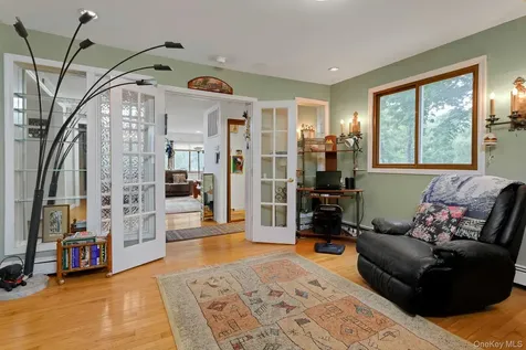 934 Peekskill Hollow Road Carmel NY 10579