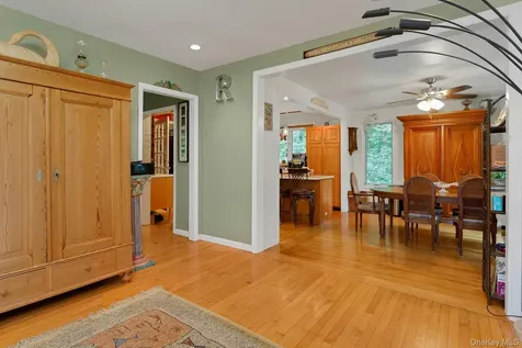 934 Peekskill Hollow Road Carmel NY 10579