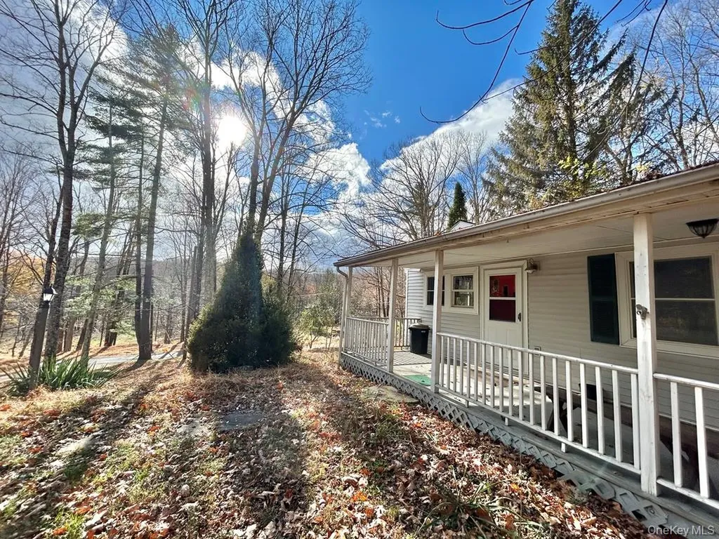 335 Tempaloni Road Spring Glen NY 12483