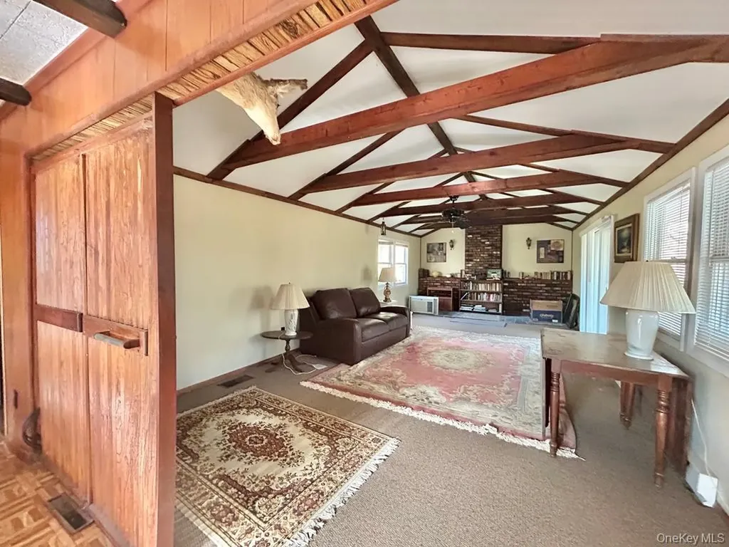 335 Tempaloni Road Spring Glen NY 12483