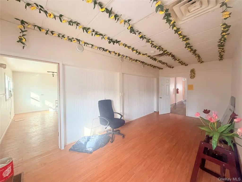 253 W Main Street Middletown NY 10940