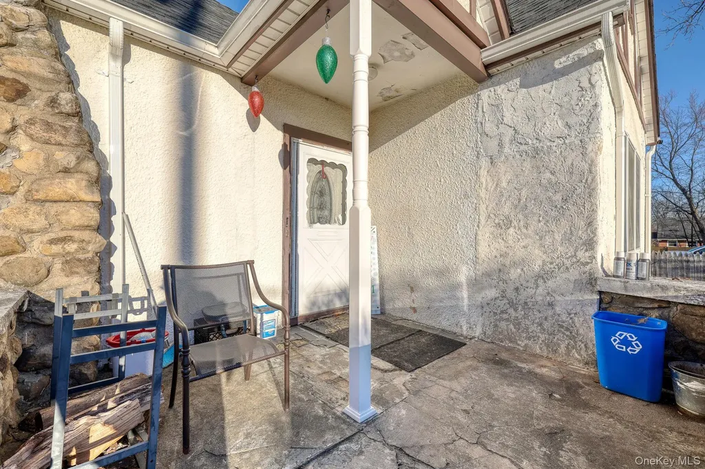 6 Willow Street Newburgh NY 12550