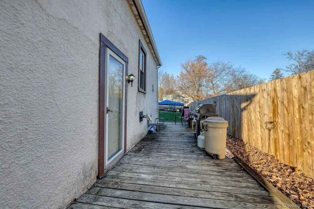 6 Willow Street Newburgh NY 12550
