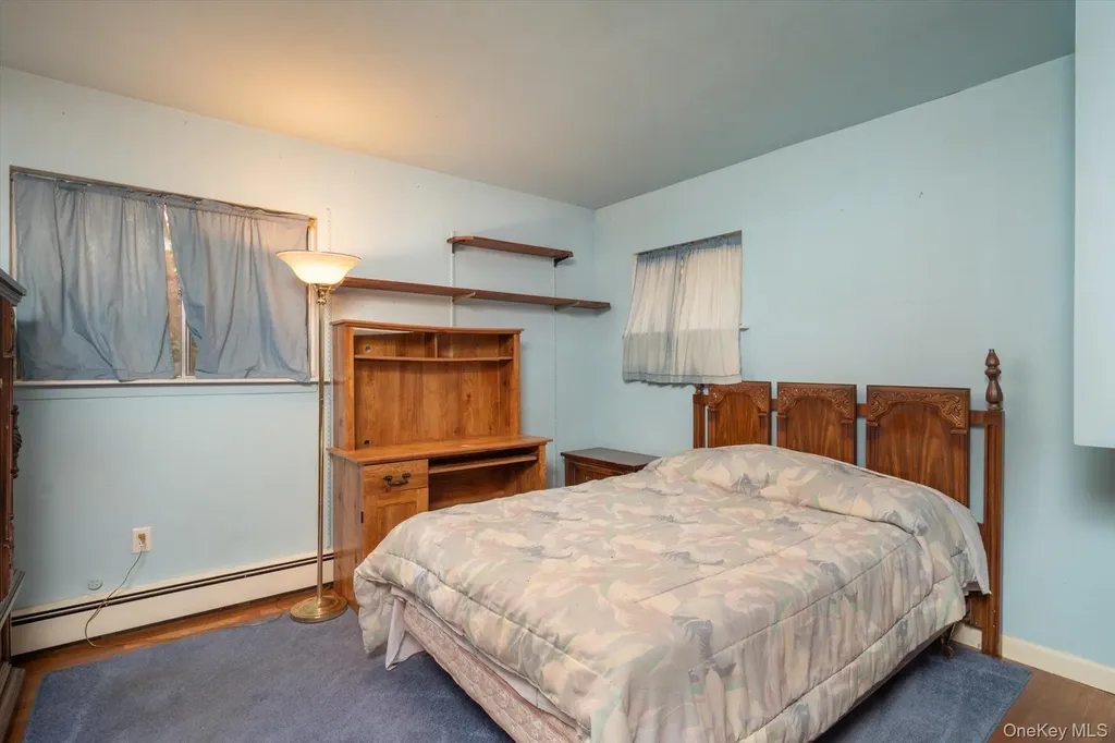 256 Schenck Avenue Great Neck NY 11021