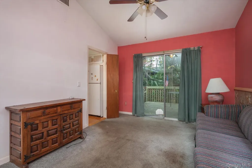 256 Schenck Avenue Great Neck NY 11021