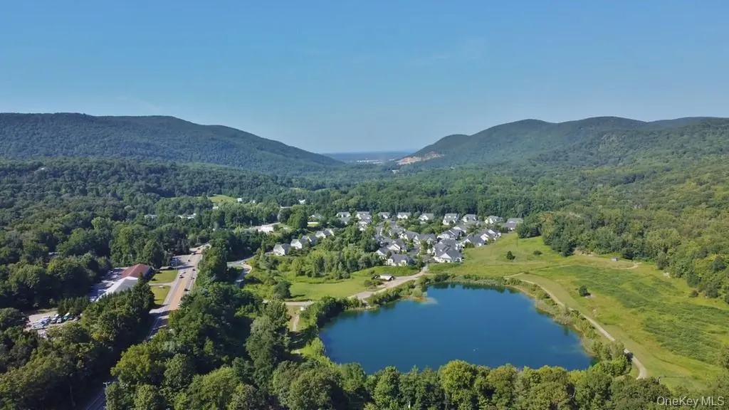11 Revolution Road Cold Spring NY 10516