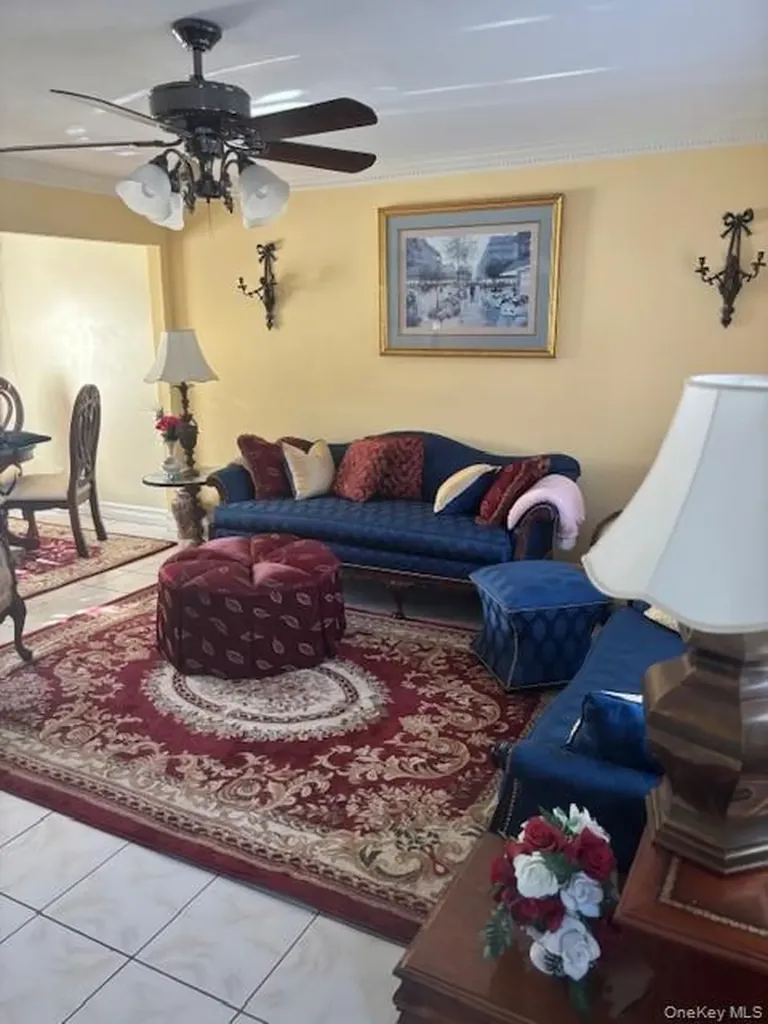 84 E Greenwich Avenue Roosevelt NY 11575