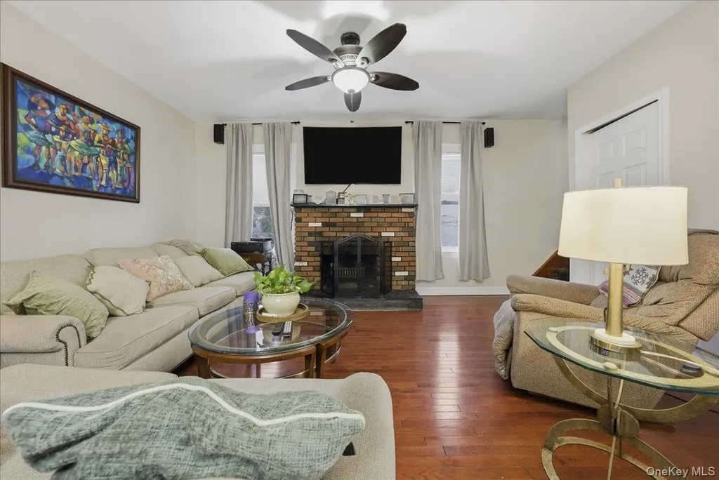 32 Franklin Avenue Lynbrook NY 11563