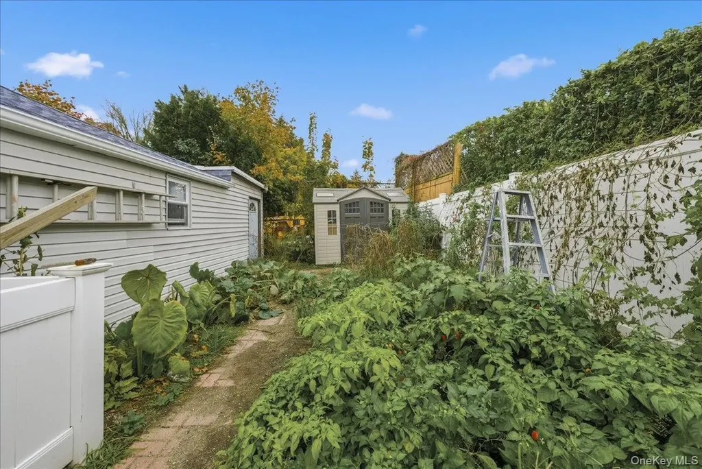 32 Franklin Avenue Lynbrook NY 11563