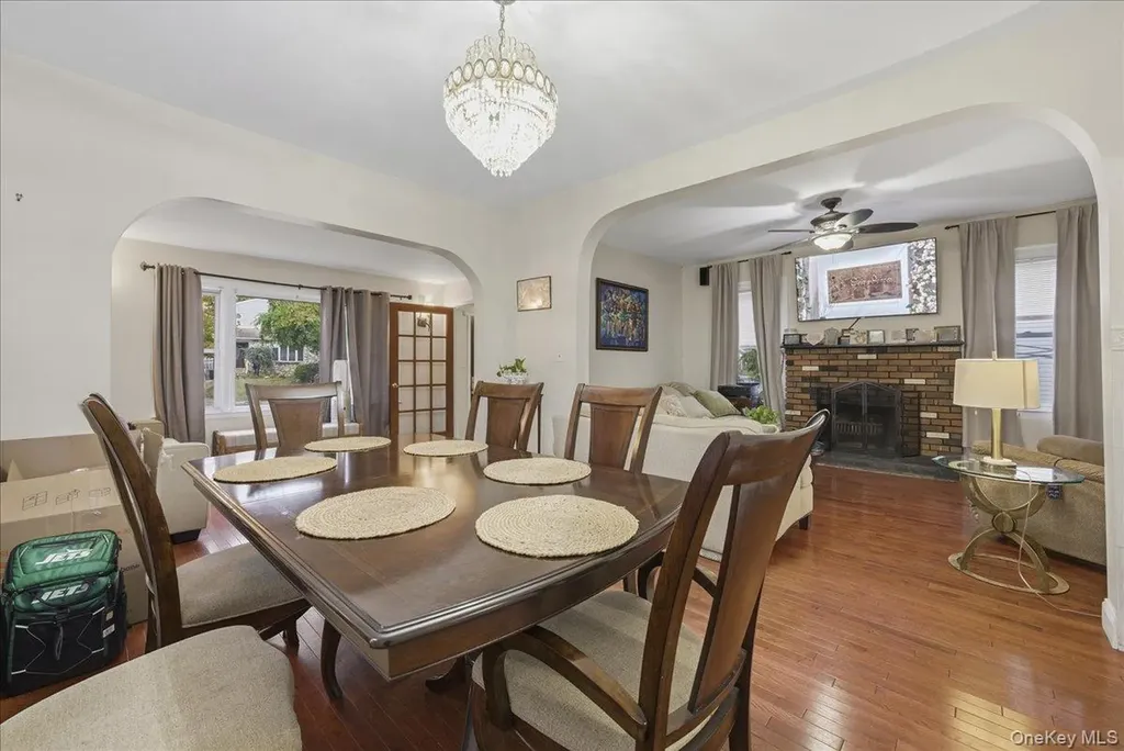 32 Franklin Avenue Lynbrook NY 11563