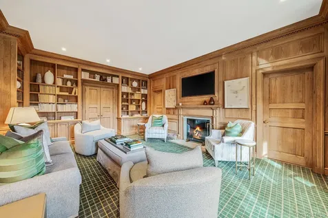 530 Chicken Valley Road Locust Valley NY 11560