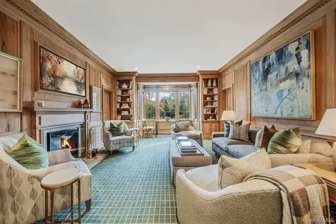 530 Chicken Valley Road Locust Valley NY 11560
