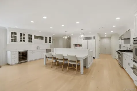 530 Chicken Valley Road Locust Valley NY 11560