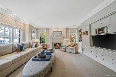 530 Chicken Valley Road Locust Valley NY 11560
