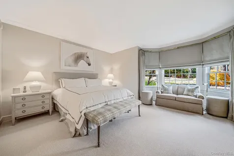 530 Chicken Valley Road Locust Valley NY 11560