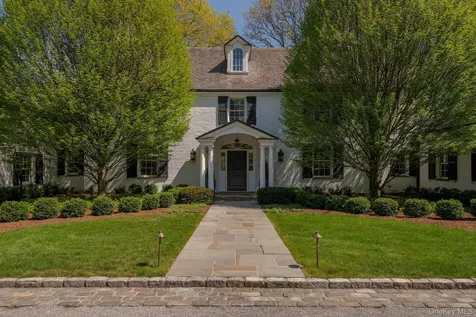 530 Chicken Valley Road Locust Valley NY 11560