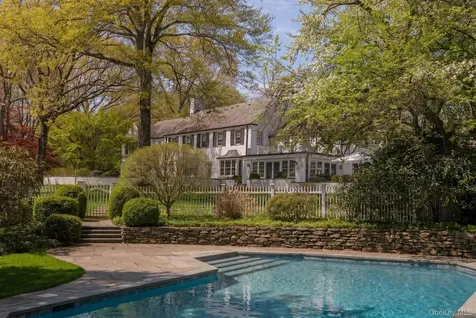 530 Chicken Valley Road Locust Valley NY 11560