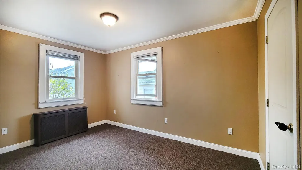 469 River Street Oceanside NY 11572