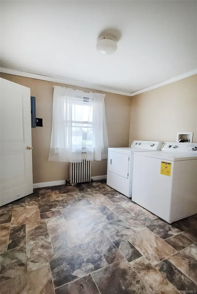 469 River Street Oceanside NY 11572