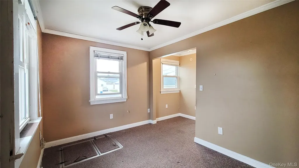 469 River Street Oceanside NY 11572