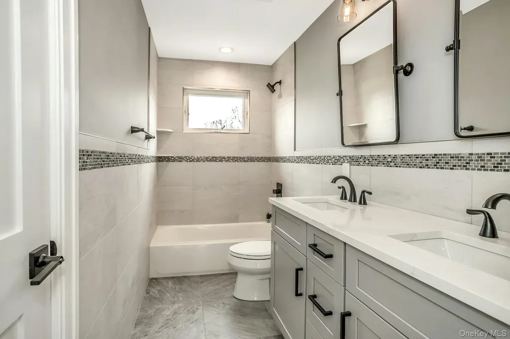 90 Grand Boulevard Massapequa Park NY 11762