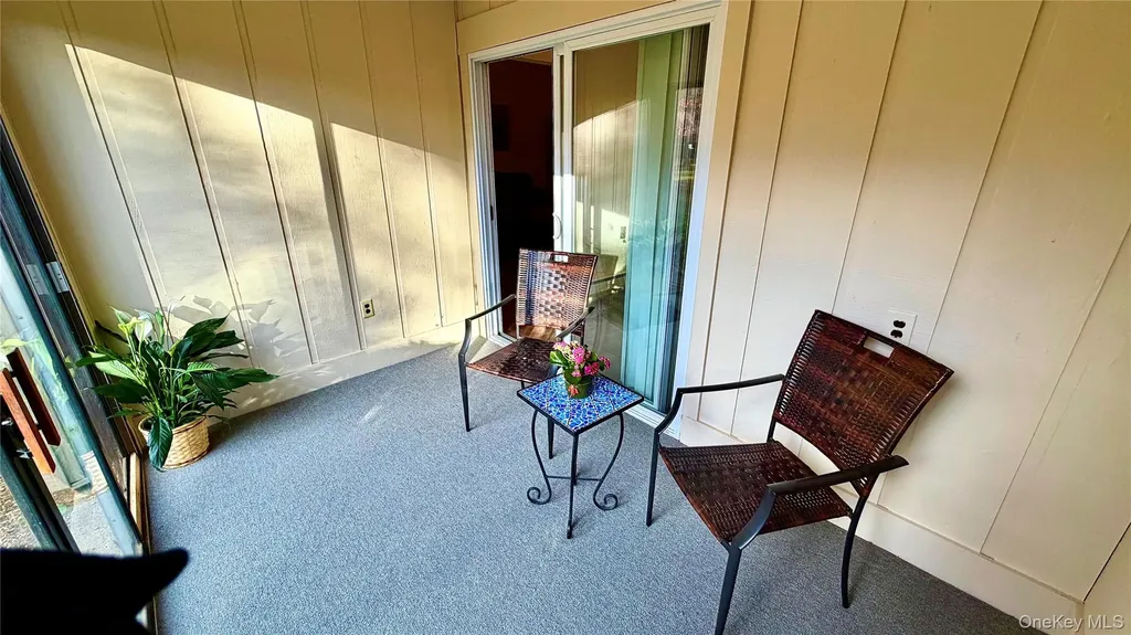 82 Strathmore Gate Drive Stony Brook NY 11790