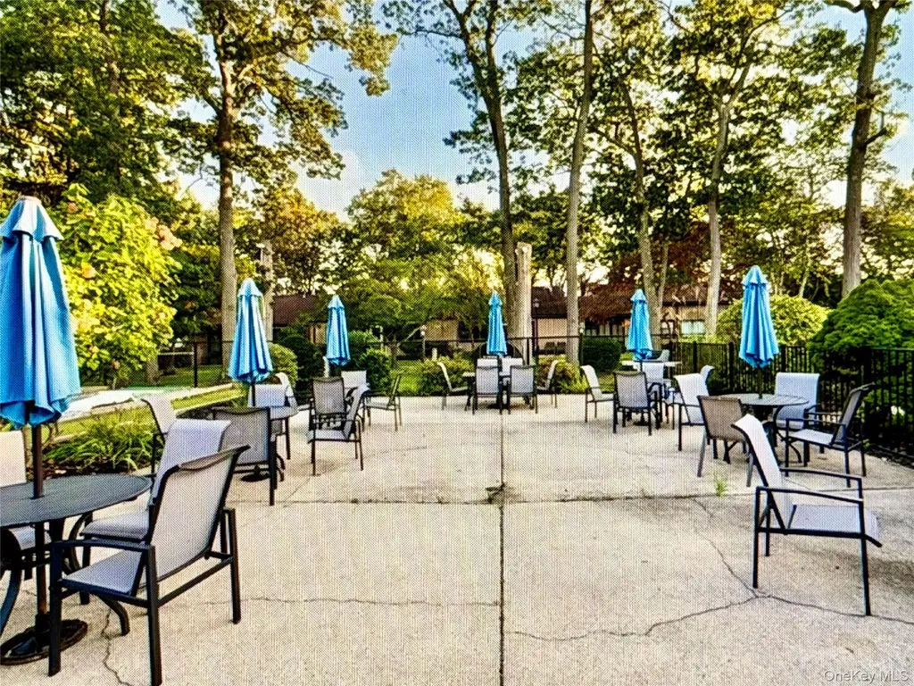 82 Strathmore Gate Drive Stony Brook NY 11790