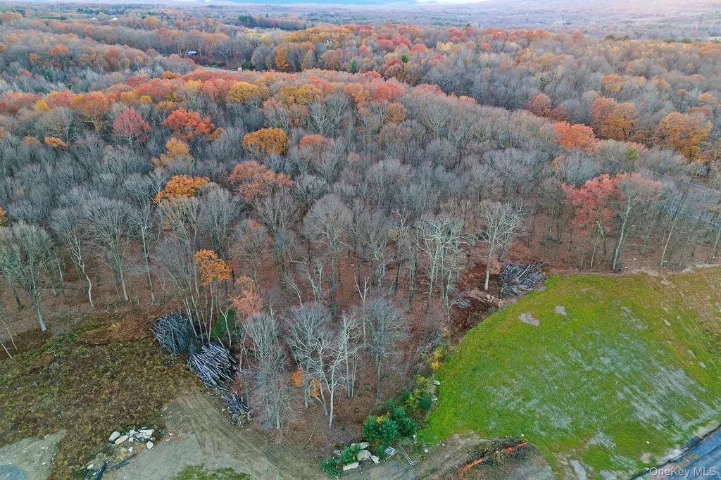 4 Distribution Drive Bloomingburg NY 12721