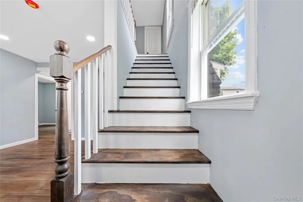 75 Cypress Drive Mastic Beach NY 11951