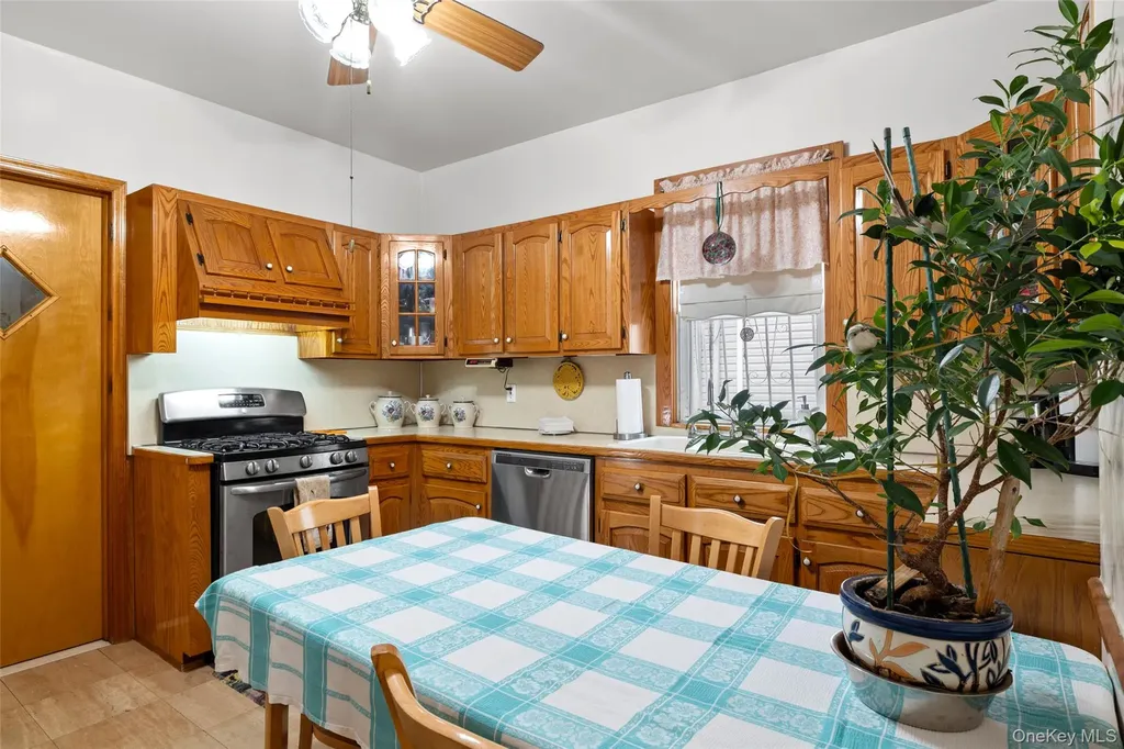 85-83 88th Street Woodhaven NY 11421